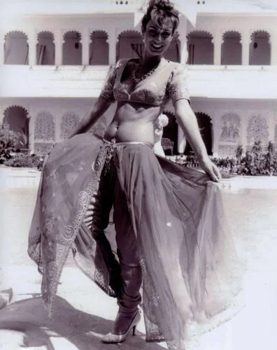 Alison Worth Autograph Icons